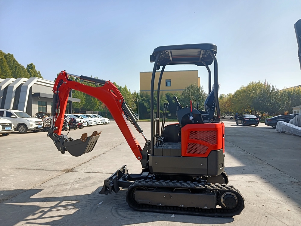 小型挖掘机BMPC20