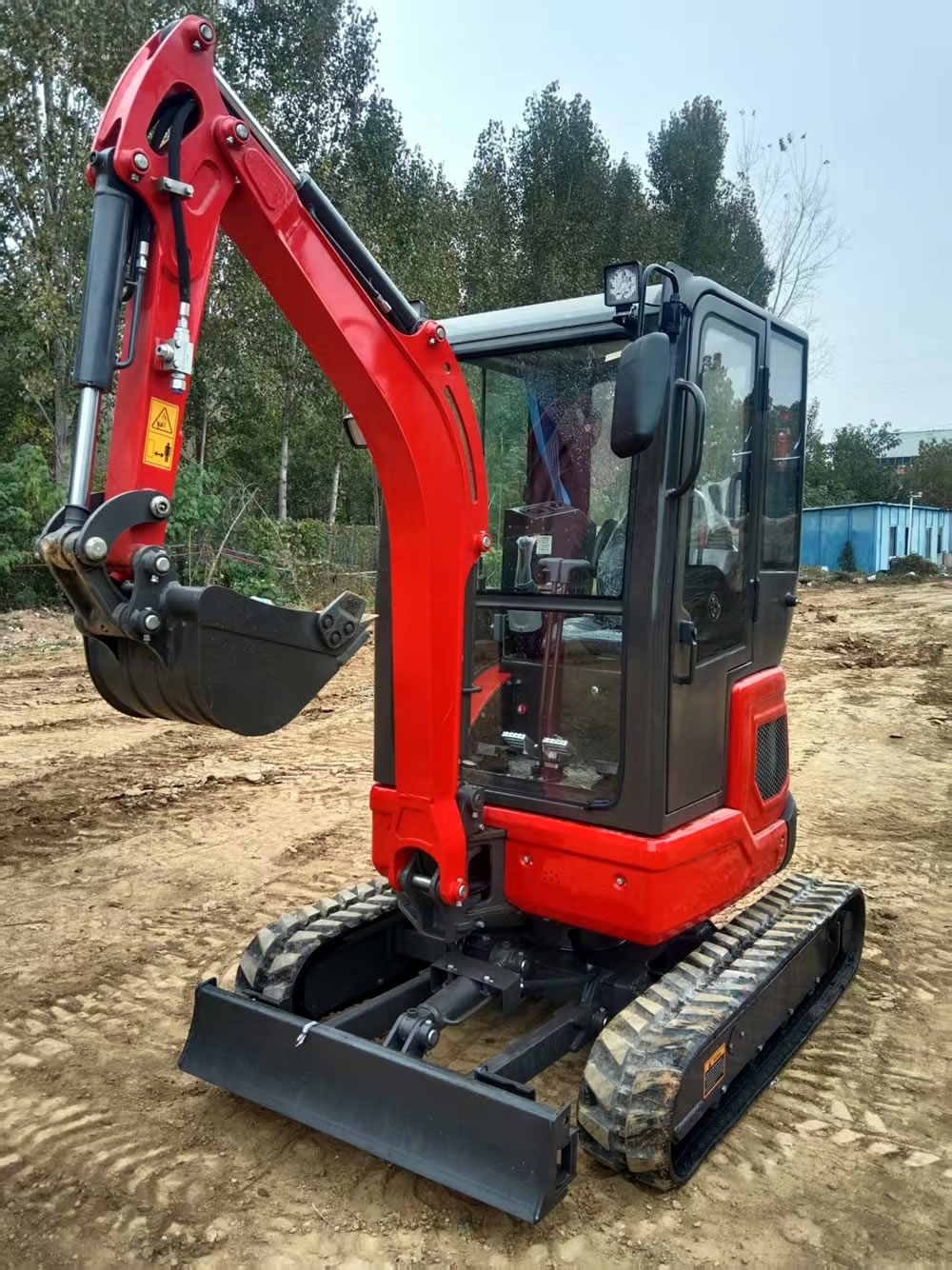 小型挖掘机BMPC25