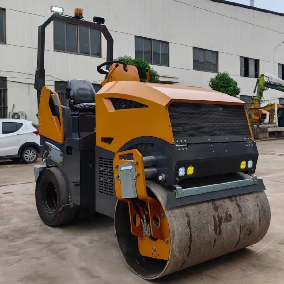 新款3.5吨前钢后胶座驾式压路机3500