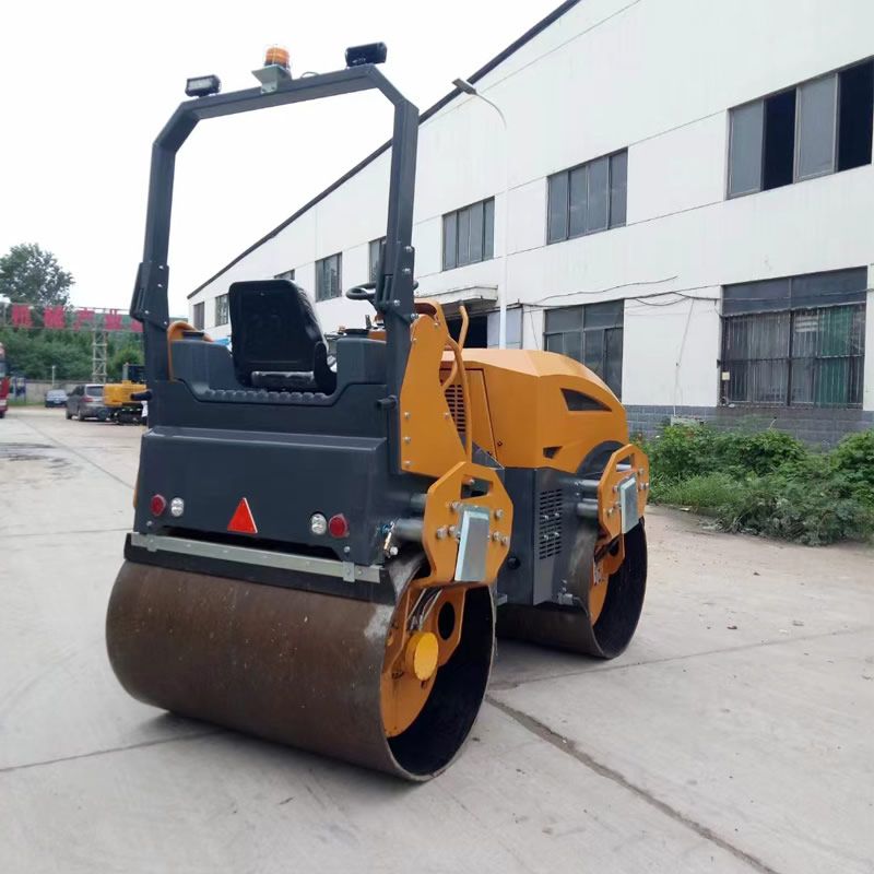 奔马5吨小型座驾压路机BM5000